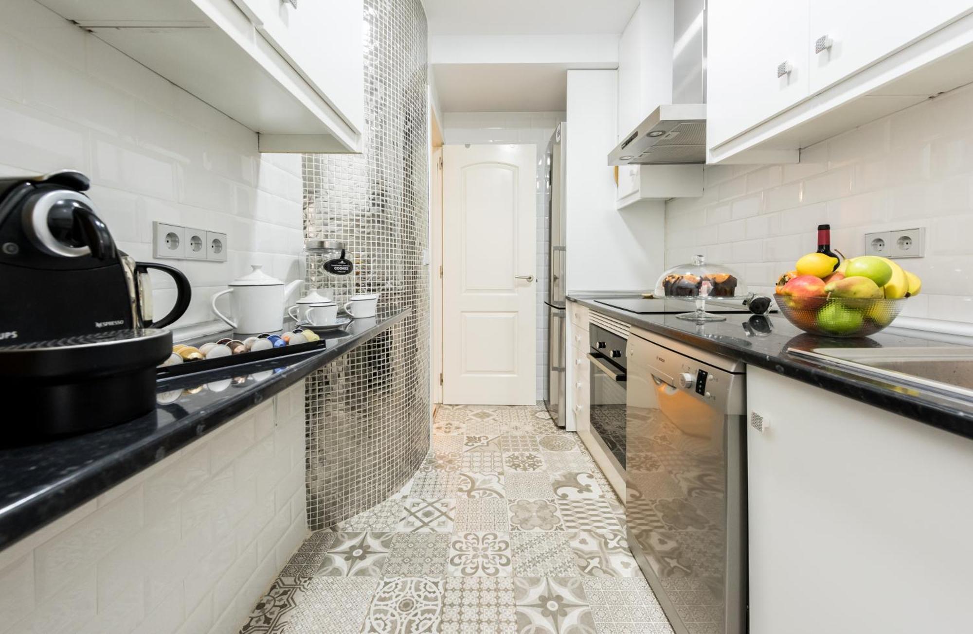 City Deluxe Apartment Мадрид Екстериор снимка