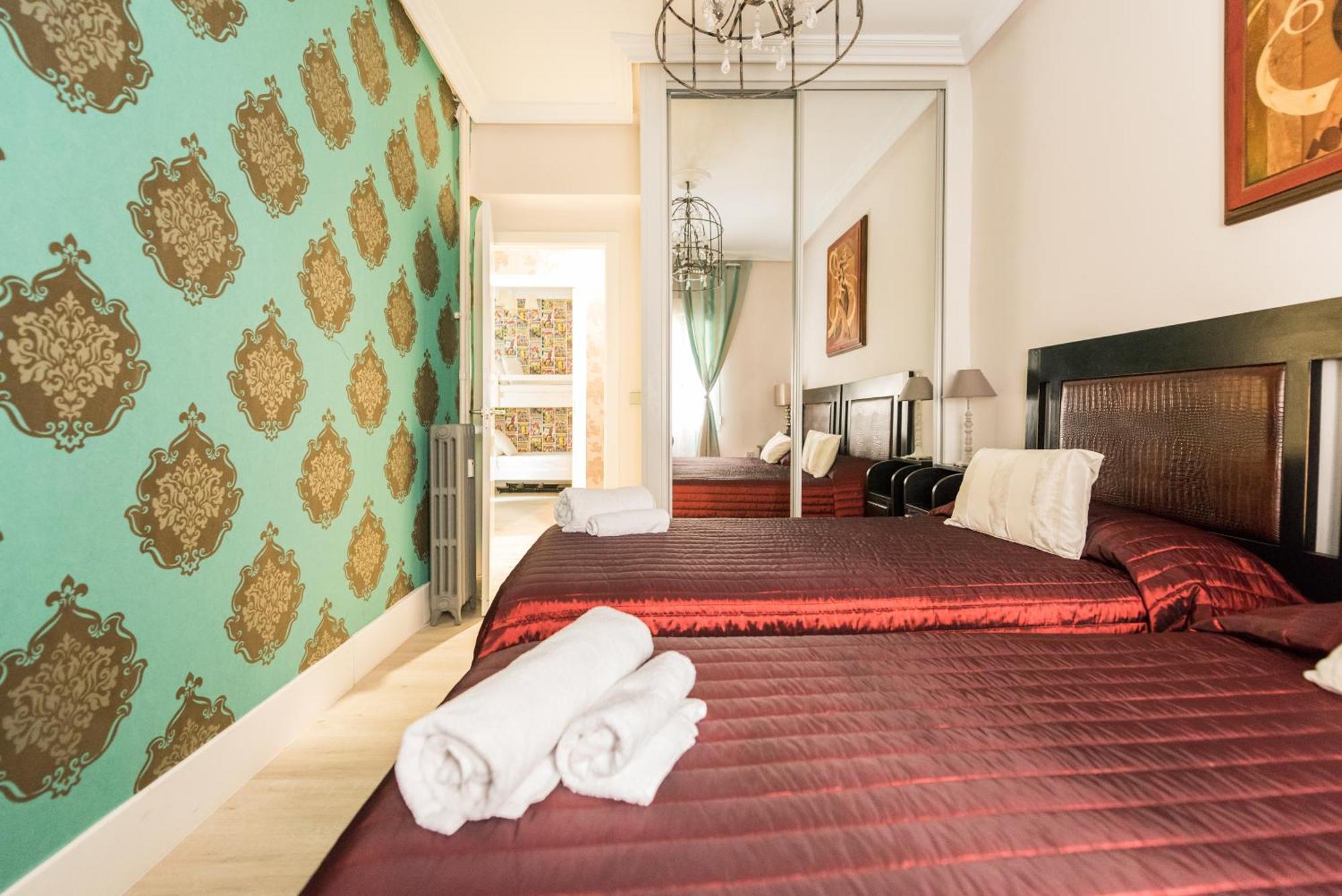 City Deluxe Apartment Мадрид Екстериор снимка
